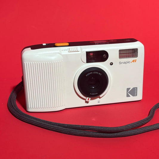 KODAK Snapic A1 Film Camera - Ivory White